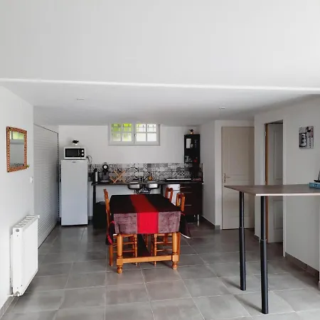 Cosy Chez Nicolas Et Aline Apartment Pompiey
